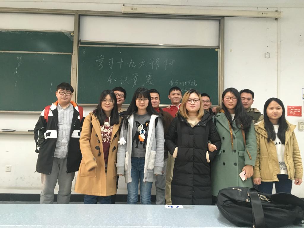 活动照片4.JPG 活动照片4.JPG